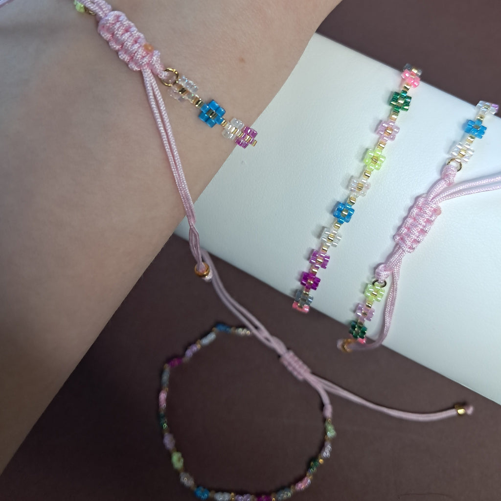 "Pastel Daisy" Handmade Miyuki Bead Flower Cord Bracelet